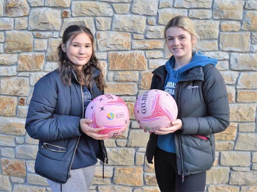 netball girls 2.jpg